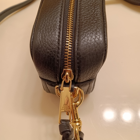 Marc Jacobs Women's Black The Softshot Bag - Picture 11 of 16